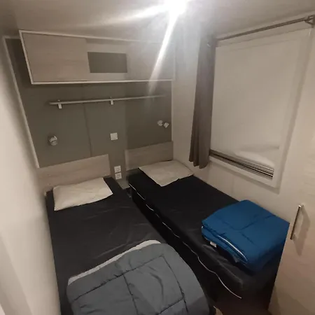 Campingplatz Mobil Prestations Deluxe 3ch Climatise Avec Parc Aquatique *