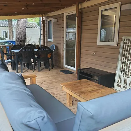 Campingplatz Mobil Prestations Deluxe 3ch Climatise Avec Parc Aquatique Canet-en-Roussillon